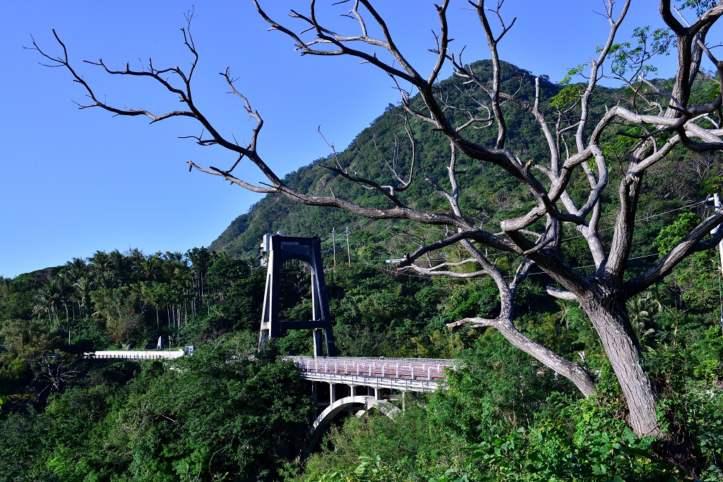 舊東河橋